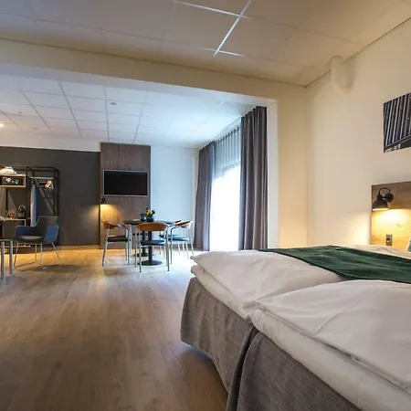 H.c. Andersens 4*